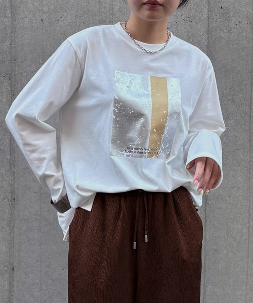 &g'aime（アンジェム）の「【&g'aime】メタリックグラフィックロンT　Metallic Graphic Long Tee（Tシャツ/カットソー・レディース・ホワイト/ブラック・FREE）」の5枚目の写真
