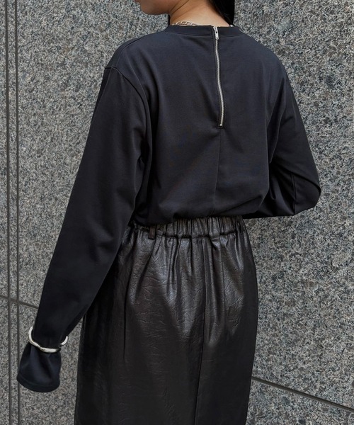 &g'aime（アンジェム）の「【&g'aime】メタリックグラフィックロンT　Metallic Graphic Long Tee（Tシャツ/カットソー・レディース・ホワイト/ブラック・FREE）」の21枚目の写真