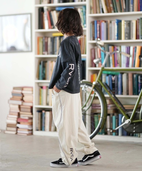 RVCA(ルーカ)の「RVCA/ルーカ MIL NYLON PT キッズ ロンパン ロングパンツ BF046-705(その他パンツ・キッズ・シルバーグレー/ブラック・160cm/150cm/140cm)」の17枚目の写真