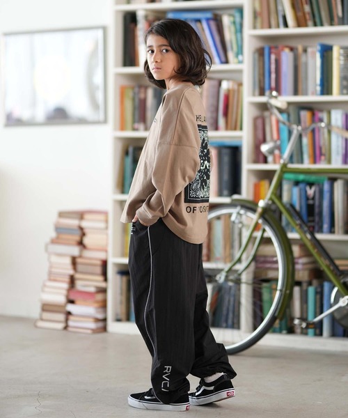 RVCA(ルーカ)の「RVCA/ルーカ MIL NYLON PT キッズ ロンパン ロングパンツ BF046-705(その他パンツ・キッズ・シルバーグレー/ブラック・160cm/150cm/140cm)」の8枚目の写真