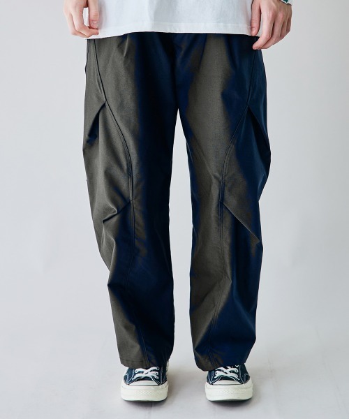 rehacer(レアセル)の「rehacer : SOLOTEX Cocoon Trousers / ソロテックス コクーン トラウザーズ(チノパンツ・メンズ・ベージュ/ブラック/ネイビー・MEDIUM/SMALL/LARGE)」の2枚目の写真