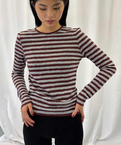FUULLY STUDIO（フーリィーステューディオ）の「ニットソーボーダーロングスリーブトップス（Tシャツ/カットソー・レディース・ネイビー/ブラウン・FREE）」の4枚目の写真