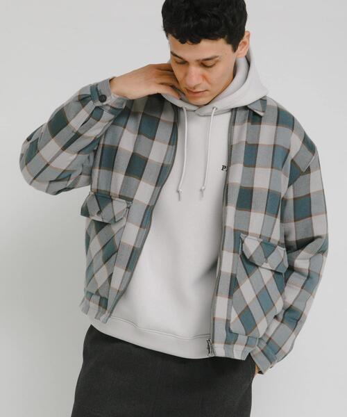 URBAN RESEARCH Sonny Label（アーバンリサーチサニーレーベル）の「パデッドショートジップブルゾン（ブルゾン・メンズ・ブラウン/グレー系その他/ブラック/チャコールグレー・LARGE/MEDIUM）」の3枚目の写真