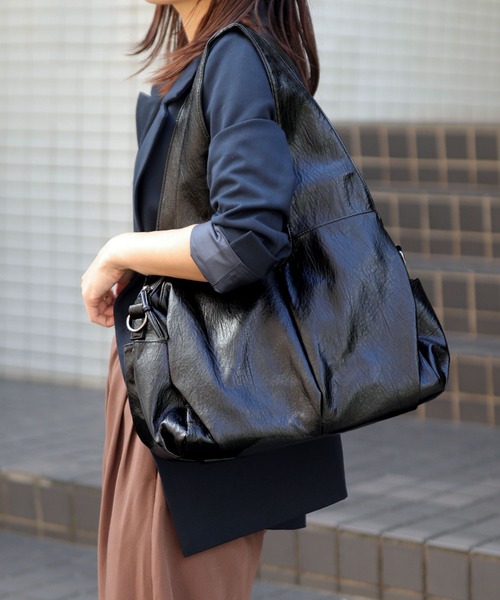 florist（フローリスト）の「2WAY タックポケットトートバッグ/レザータッチビジネスバッグ/ショルダーバッグ（ビジネスバッグ・レディース・ブラウン/ブラック・FREE）」の3枚目の写真