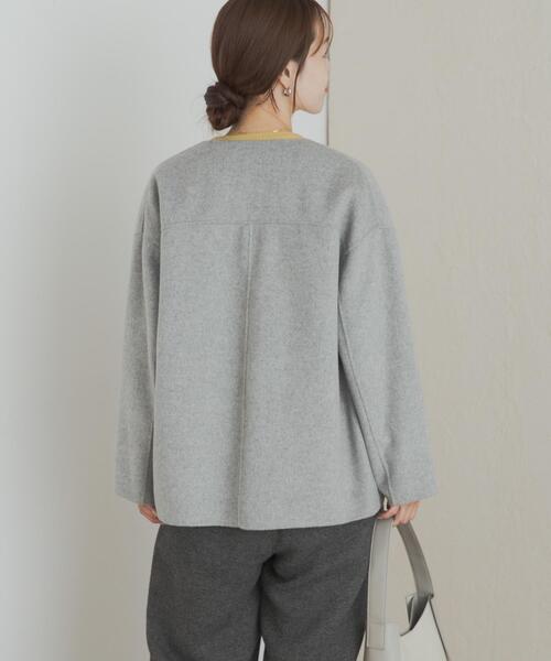 URBAN RESEARCH DOORS(アーバンリサーチドアーズ)の「ウールリバーノーカーラミドルコート(その他アウター・レディース・ブラウン/ネイビー/グレー・MEDIUM)」の7枚目の写真