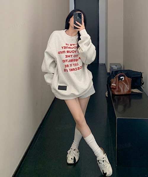 Dalfwin(ダールフィン)の「韓国ファッション LIFEレッド英字プリントスウェット(スウェット・レディース・ライトグレー・FREE)」の5枚目の写真