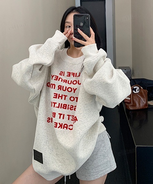 Dalfwin(ダールフィン)の「韓国ファッション LIFEレッド英字プリントスウェット(スウェット・レディース・ライトグレー・FREE)」の12枚目の写真