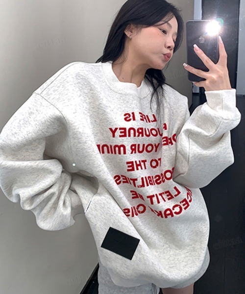 Dalfwin(ダールフィン)の「韓国ファッション LIFEレッド英字プリントスウェット(スウェット・レディース・ライトグレー・FREE)」の2枚目の写真
