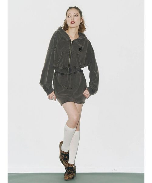 EVRIS（エヴリス）の「ワンポイントブリーチジップアップフーディ【セットアップ着用可能】（パーカー・レディース・ピンク/ブラック/グレー・FREE）」の9枚目の写真