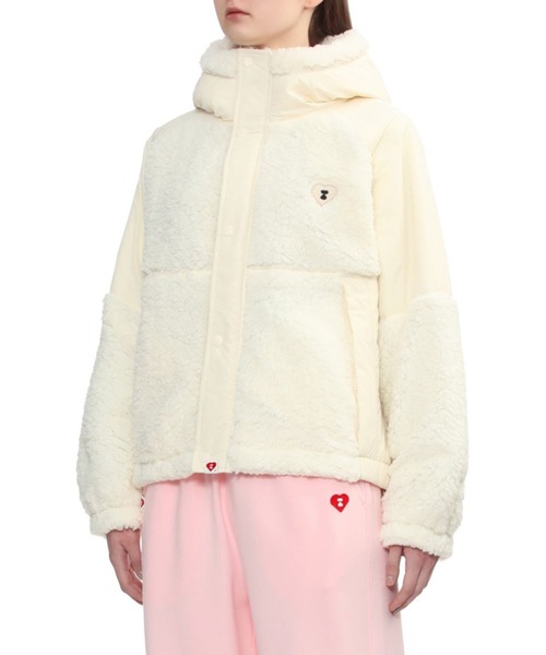 A BATHING APE(アベイシングエイプ)の「HOODED FLEECE JACKET(ブルゾン・レディース・アイボリー・X-SMALL/SMALL)」の3枚目の写真