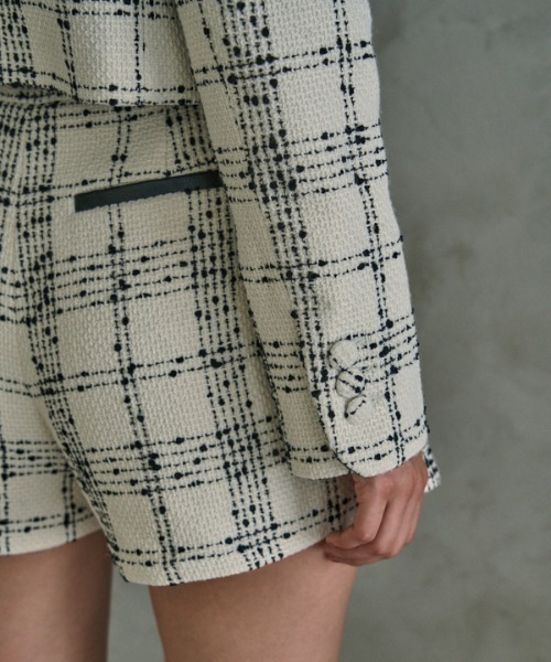 ERADIE(エラディエ)の「Tweed Check Shorts ツイードチェックショートパンツ(その他パンツ・レディース・グレー系/ホワイト系/ブラック系・FREE)」の4枚目の写真