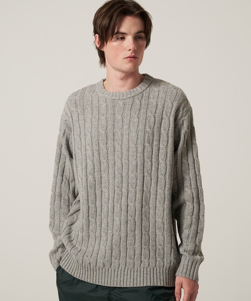 Eddie Bauer（エディーバウアー）の「ケーブル クルー セーター（ニット/セーター・メンズ・ネイビー/ピンク/グレー・XXL/XL/L/M）」の2枚目の写真