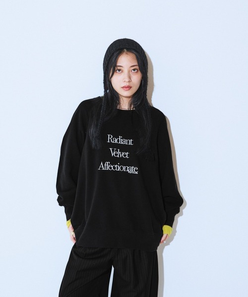 お客ページ アソートグラフィックシシュウウラケプルオーバー/612228（スウェット