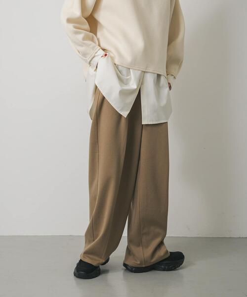 SENSE OF PLACE by URBAN RESEARCH（センスオブプレイスバイアーバンリサーチ）の「『BLACK, TALLサイズ/WEB限定』ジャージーストレートスラックス（その他パンツ・レディース・チャコールグレー/ブラック/ベージュ/ブラウン・LARGE/SMALL/MEDIUM/X-SMALL/TALL）」の4枚目の写真