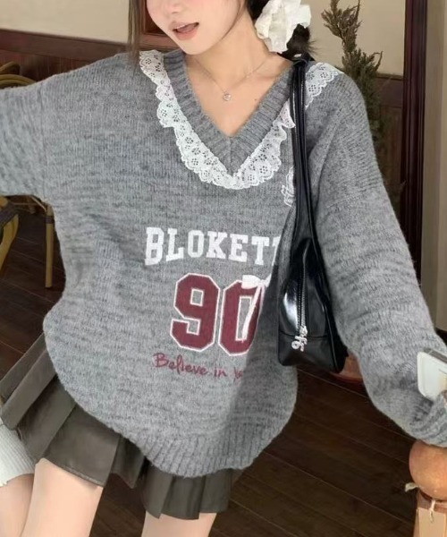 Achic(アシック)の「えりレース付きセーター(ニット/セーター・レディース・グレー/ベージュ/ネイビー・M)」の7枚目の写真