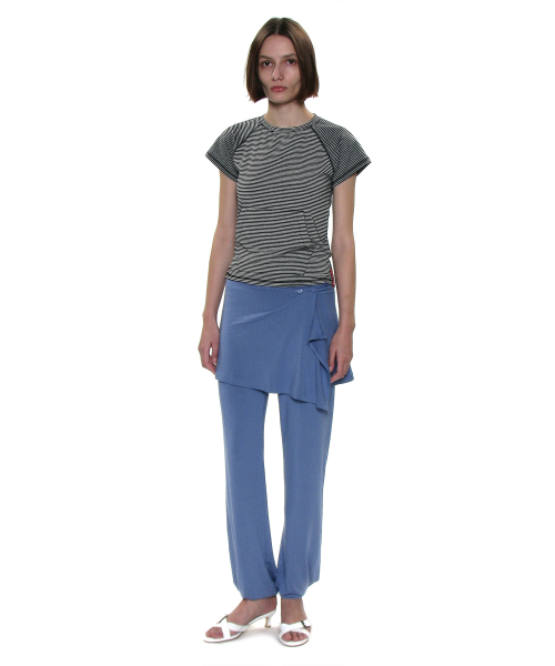 PARTIMENTO WOMEN(パルティメントウィメン)の「PWCストライプポケットショートスリーブTシャツ_グレー(Tシャツ/カットソー・レディース・その他・SMALL/MEDIUM/LARGE)」の6枚目の写真