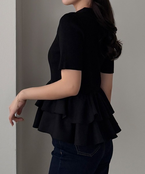 Louere(ルエレ)の「フリルドッキングニットトップス(ニット/セーター・レディース・チャコール/アイボリー/ブラック・LARGE/MEDIUM)」の11枚目の写真