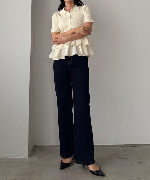 Louere(ルエレ)の「フリルドッキングニットトップス(ニット/セーター・レディース・チャコール/アイボリー/ブラック・LARGE/MEDIUM)」の8枚目の写真