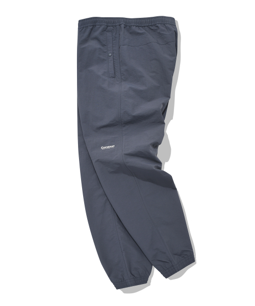 COVERNAT(カバーナット)の「ウィンドブレーカー ジョガーパンツ ネイビー(スウェットパンツ・レディース・その他・SMALL/X-LARGE/XX-LARGE/MEDIUM/LARGE/X-SMALL)」の3枚目の写真