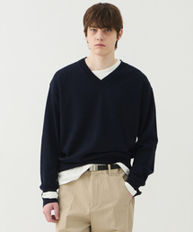 WINDER（ワインダー）の「SLEEVE-CUT FINE COTTON V NECK SWEATER - DARK NAVY（ニット/セーター）」
