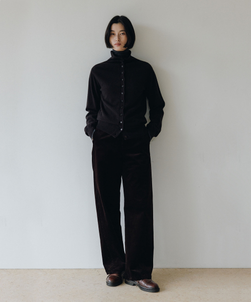BLANKROOM HER(ブランクルームウーマン)の「ハイネックボタンカーディガン_DEEP CACAO(カーディガン/ボレロ・レディース・その他・ONE)」の3枚目の写真