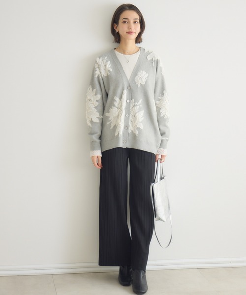 KATHARINE ROSS（キャサリンロス）の「【PILLINI/ピリーニ】フラワージャガードドルマンカーディガン（カーディガン/ボレロ・レディース・ブラック/グレー・FREE）」の12枚目の写真