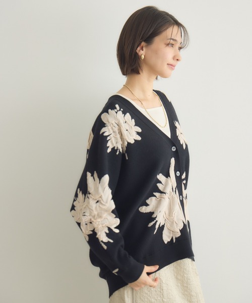 KATHARINE ROSS（キャサリンロス）の「【PILLINI/ピリーニ】フラワージャガードドルマンカーディガン（カーディガン/ボレロ・レディース・ブラック/グレー・FREE）」の8枚目の写真