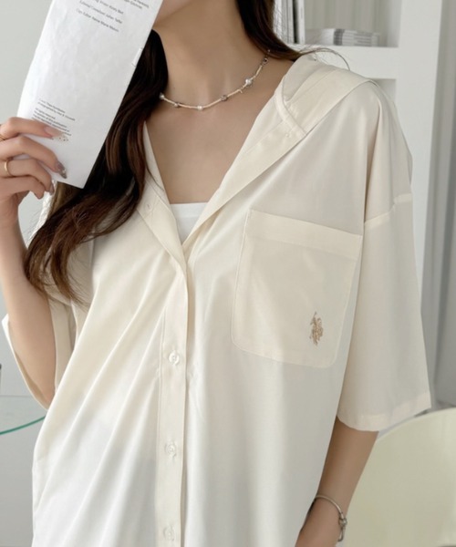 U.S. POLO ASSN.(ユーエスポロアッスン)の「【U.S. POLO ASSN.】冷感 布帛 フードシャツ(シャツ/ブラウス・レディース・アイボリー/スミクロ/ブラウン・M/L)」の4枚目の写真