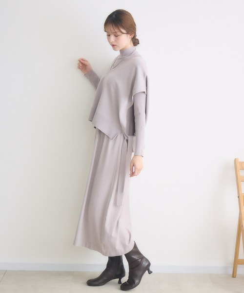 KATHARINE ROSS（キャサリンロス）の「【KATHARINE ROSS】Vネックベストセットワンピース（ワンピース・レディース・ブラック/グレイッシュベージュ・FREE）」の12枚目の写真