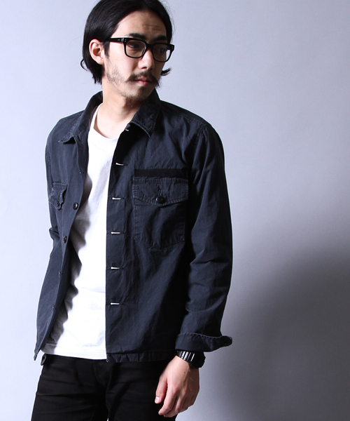 AMERICAN RAG CIE(アメリカンラグシー)の「AMERICAN RAG CIE 硫化ダンプファティーグシャツ / 107-AMG-M161-SH600 Π(シャツ/ブラウス・メンズ・ブラック/カーキ・3/2/1)」の2枚目の写真