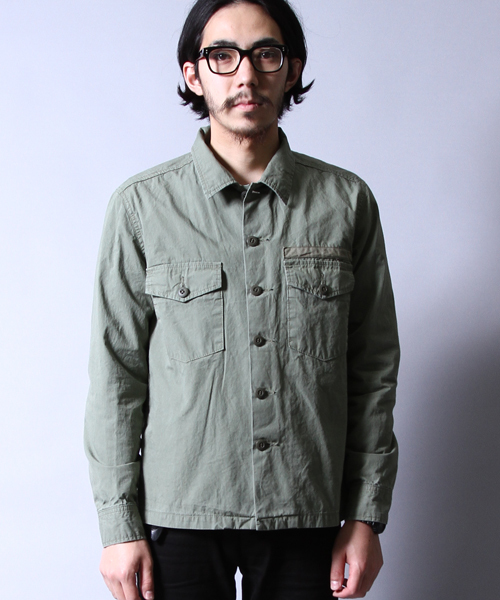 AMERICAN RAG CIE(アメリカンラグシー)の「AMERICAN RAG CIE 硫化ダンプファティーグシャツ / 107-AMG-M161-SH600 Π(シャツ/ブラウス・メンズ・ブラック/カーキ・3/2/1)」の3枚目の写真