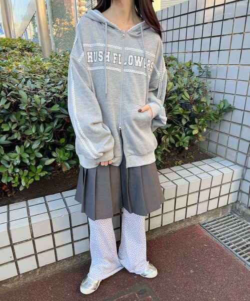 WC（ダブル シー）の「ドットパッチロゴジップパーカー（パーカー・レディース・ネイビー/グレー・FREE）」の12枚目の写真