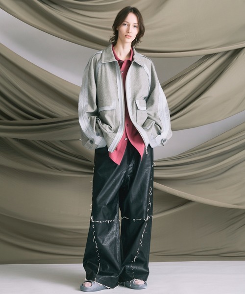 MAISON SPECIAL（メゾンスペシャル）の「《UNISEX》Inside Out Prime-Over A-2 Flight Jacket/インサイドアウトプライムオーバーA-2フライトジャケット【MAISON SPECIAL/メゾンスペシャル】（ブルゾン・メンズ・ホワイト/ブラック・0/1/2）」の3枚目の写真