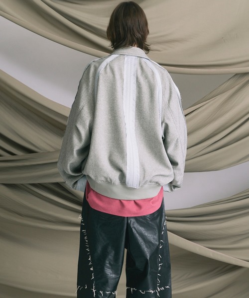 MAISON SPECIAL（メゾンスペシャル）の「《UNISEX》Inside Out Prime-Over A-2 Flight Jacket/インサイドアウトプライムオーバーA-2フライトジャケット【MAISON SPECIAL/メゾンスペシャル】（ブルゾン・メンズ・ホワイト/ブラック・0/1/2）」の7枚目の写真