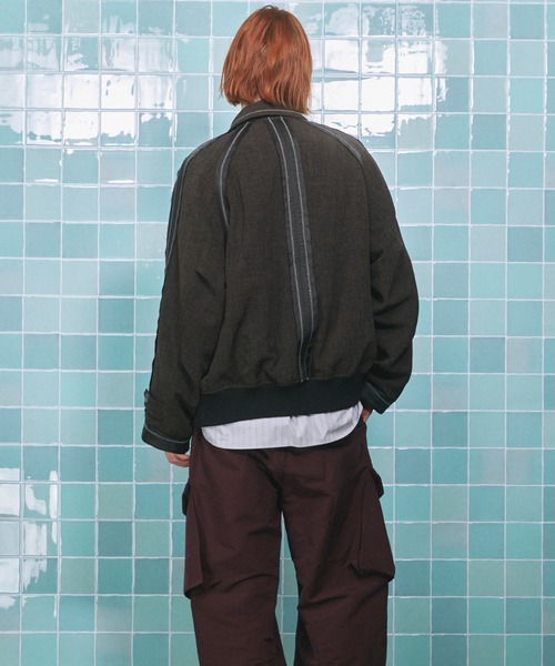 MAISON SPECIAL（メゾンスペシャル）の「《UNISEX》Inside Out Prime-Over A-2 Flight Jacket/インサイドアウトプライムオーバーA-2フライトジャケット【MAISON SPECIAL/メゾンスペシャル】（ブルゾン・メンズ・ホワイト/ブラック・0/1/2）」の12枚目の写真