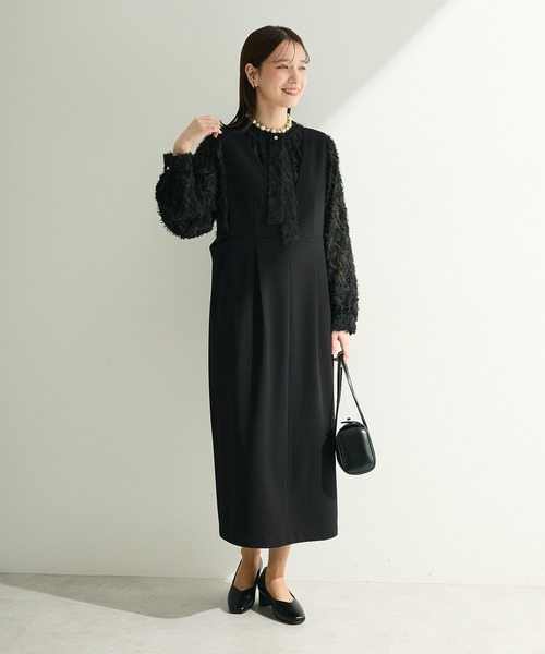 Green Parks(グリーンパークス)の「O.洗えてストレッチ Vネックジャンスカ(ジャンパースカート・レディース・ライトベージュ/ブラック・FREE)」の2枚目の写真