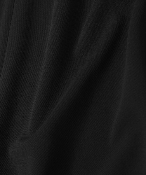 Green Parks(グリーンパークス)の「O.洗えてストレッチ Vネックジャンスカ(ジャンパースカート・レディース・ライトベージュ/ブラック・FREE)」の8枚目の写真