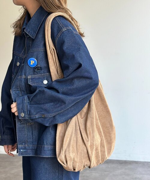 CPCM(シーピーシーエム)の「フェイクスエードワンハンドルショルダーバッグ(トートバッグ・メンズ・キャメル/ベージュ/ブラック・FREE)」の5枚目の写真