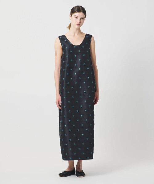 LOEFF（ロエフ）の「＜LOEFF＞ピンポンツリースポンジ ジャガード ワンピース（ワンピース・レディース・ネイビー・0/1）」の2枚目の写真