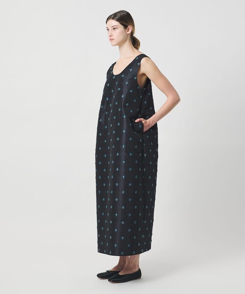 LOEFF（ロエフ）の「＜LOEFF＞ピンポンツリースポンジ ジャガード ワンピース（ワンピース・レディース・ネイビー・0/1）」の4枚目の写真