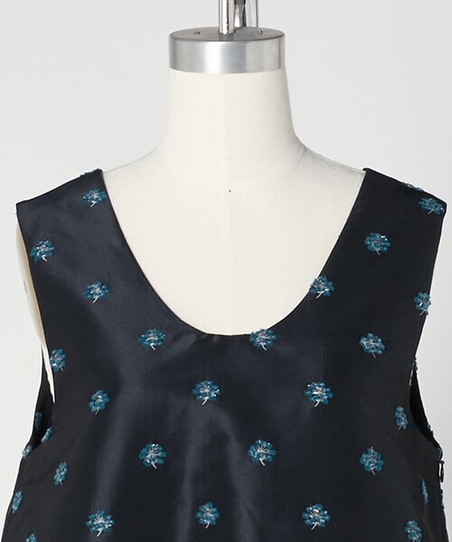 LOEFF（ロエフ）の「＜LOEFF＞ピンポンツリースポンジ ジャガード ワンピース（ワンピース・レディース・ネイビー・0/1）」の10枚目の写真