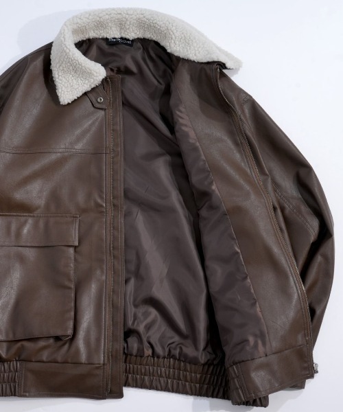 NOIZY(ノイジー)の「2way PU leather A-2 zip-up/2way ヴィンテージライク PU レザー 襟ボア A-2 ジップアップ ブルゾン フライトジャケット(ブルゾン・メンズ・ブラウン/ブラック・MEDIUM/LARGE)」の6枚目の写真