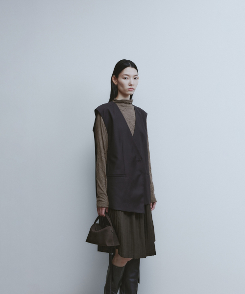 YOUTH(ユース)の「Oversized Tailored Vest - Brown(ベスト・レディース・その他・ONE SIZE)」の1枚目の写真
