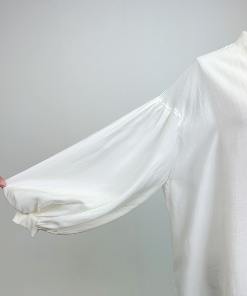 PICCIN（ピッチン）の「バックチュールブラウス（シャツ/ブラウス・レディース・オフホワイト/カーキ・M）」の22枚目の写真