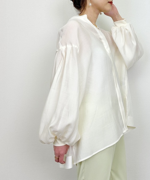 PICCIN（ピッチン）の「バックチュールブラウス（シャツ/ブラウス・レディース・オフホワイト/カーキ・M）」の6枚目の写真