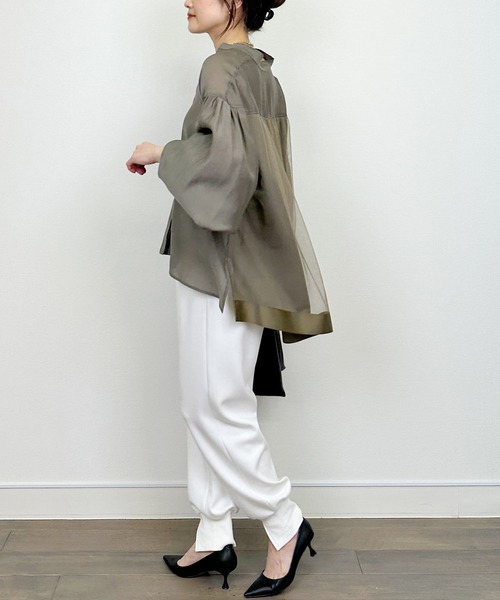 PICCIN（ピッチン）の「バックチュールブラウス（シャツ/ブラウス・レディース・オフホワイト/カーキ・M）」の16枚目の写真