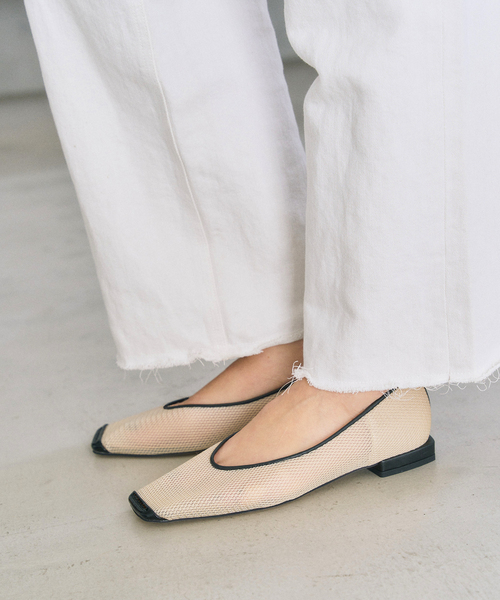 LE TALON（ルタロン）の「《追加2》スクエアトゥキャップセミシアーフラット（その他シューズ・レディース・ブラウン/ブラック×ブラック/ベージュ・22cm/22.5cm/23cm/23.5cm/24cm/24.5cm/25cm）」の3枚目の写真