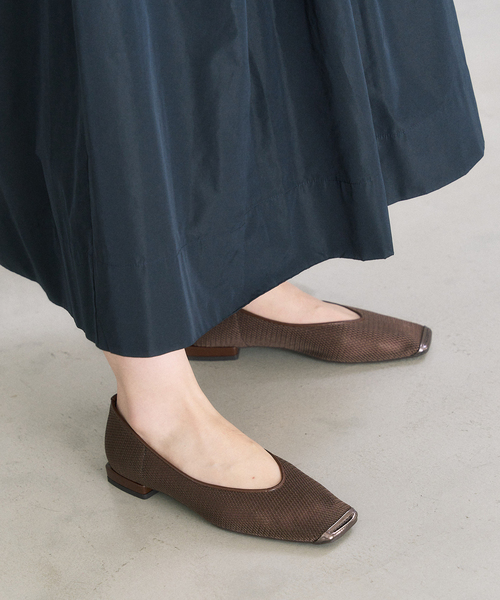 LE TALON（ルタロン）の「《追加2》スクエアトゥキャップセミシアーフラット（その他シューズ・レディース・ブラウン/ブラック×ブラック/ベージュ・22cm/22.5cm/23cm/23.5cm/24cm/24.5cm/25cm）」の16枚目の写真