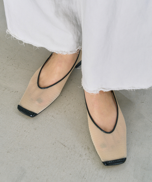 LE TALON（ルタロン）の「《追加2》スクエアトゥキャップセミシアーフラット（その他シューズ・レディース・ブラウン/ブラック×ブラック/ベージュ・22cm/22.5cm/23cm/23.5cm/24cm/24.5cm/25cm）」の21枚目の写真