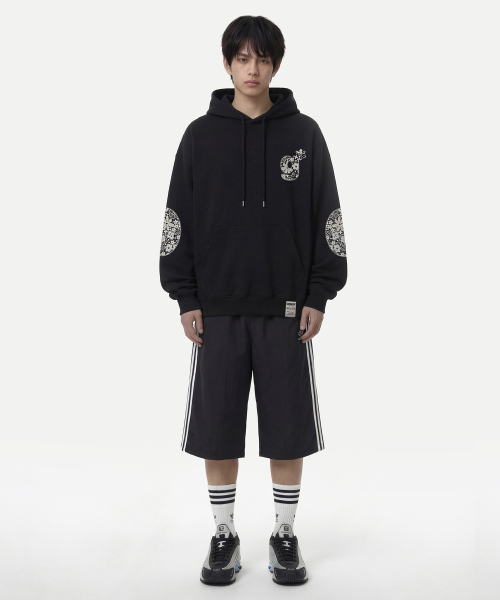 GRAVER（グレーバー）の「[ユニセックス] アプリケ G フードパーカー_3カラー（パーカー・レディース・スカイブルー/ブラック/Cream・SMALL/MEDIUM/LARGE）」の6枚目の写真